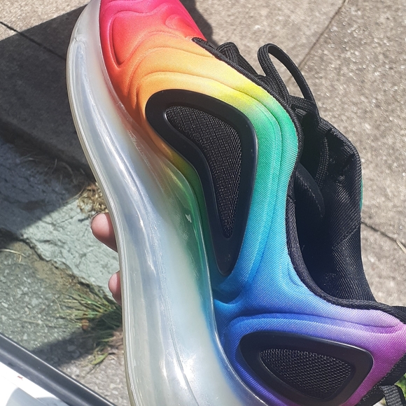 Nike airmax 270 be true LQBTQ+ size 9.5 - Picture 3 of 4